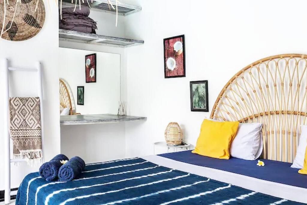 Lovely, Boho In Prime Location *